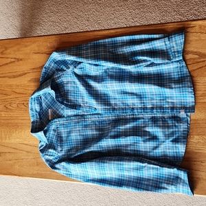 Women's long sleeved, button down Columbia shirt. Size medium
